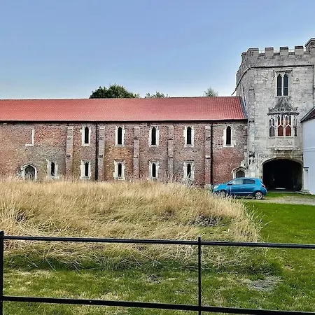 4@no.4. A Cosy Spot For 4 And One Furry Friend