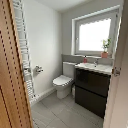 4@no.4. A Cosy Spot For 4 And One Furry Friend *